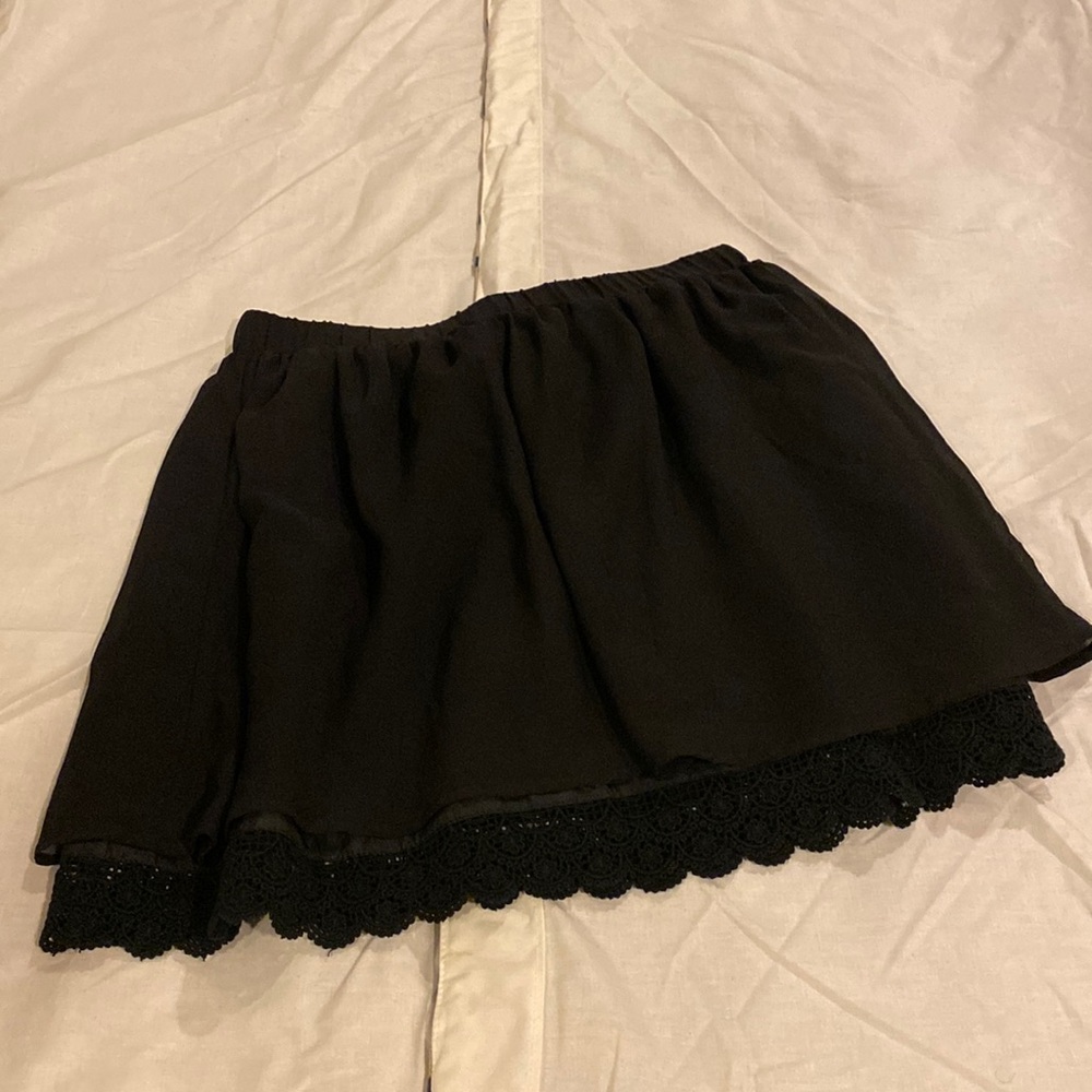 Decree black shell polyester and lining lace bottom